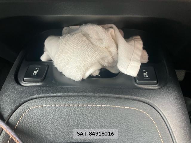 Toyota COROLLA SEDAN 2020-06 8073323-19
