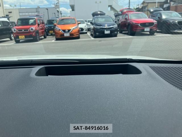 Toyota COROLLA SEDAN 2020-06 8073323-21