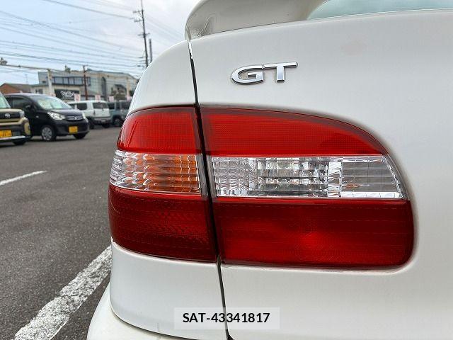 Toyota COROLLA SEDAN 1997-10 8206950-10