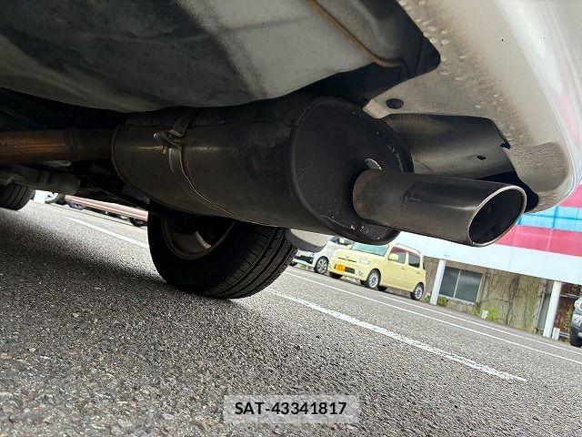 Toyota COROLLA SEDAN 1997-10 8206950-12