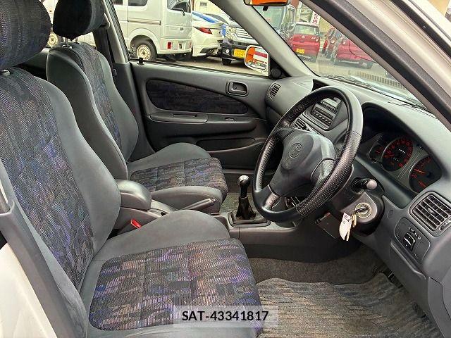 Toyota COROLLA SEDAN 1997-10 8206950-19
