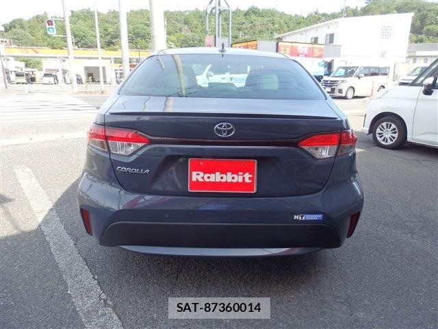 Toyota COROLLA SEDAN 2023-03 8313814-6
