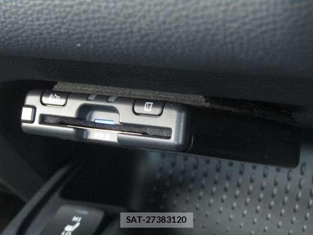 Toyota COROLLA SEDAN 2021-05 8365226-12