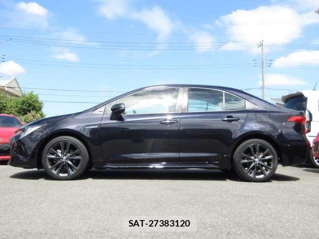 Toyota COROLLA SEDAN 2021-05 8365226-27