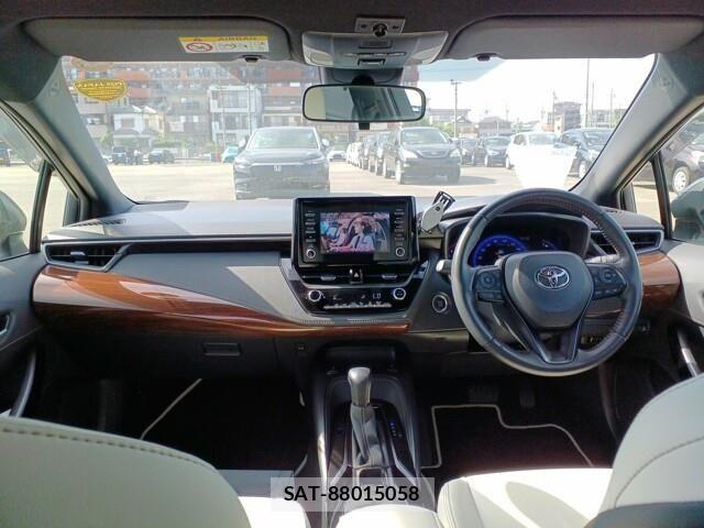 Toyota COROLLA SEDAN 2022-04 8524133-16