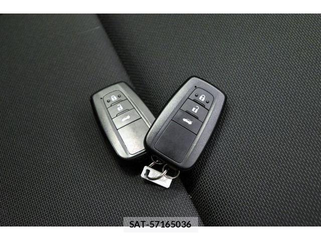 Toyota COROLLA SEDAN 2020-08 8561504-26