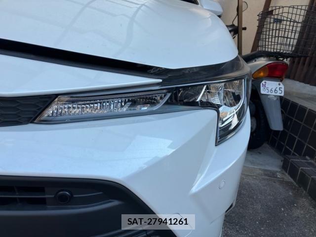 Toyota COROLLA SEDAN 2024-10 8561503-4