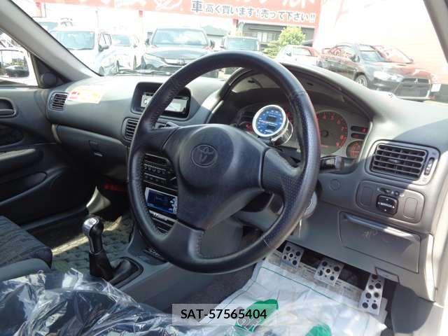 Toyota COROLLA SEDAN 1998-03 8626221-9