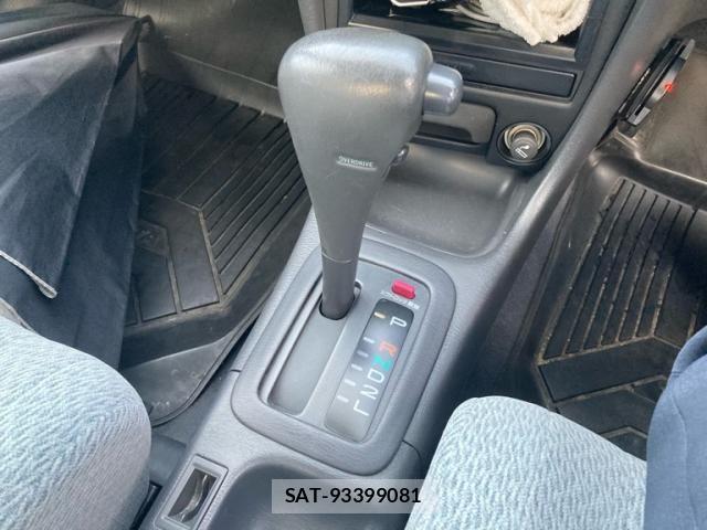 Toyota COROLLA SEDAN 1994-03 8828329-17