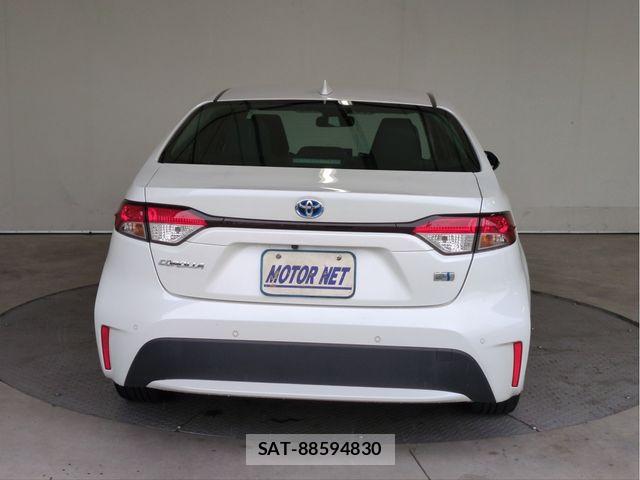 Toyota COROLLA SEDAN 2019-09 8828330-17