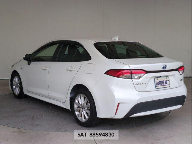 Toyota COROLLA SEDAN 2019-09 8828330-18