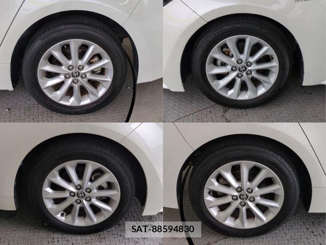 Toyota COROLLA SEDAN 2019-09 8828330-22