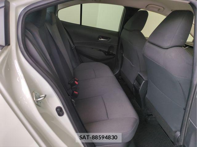 Toyota COROLLA SEDAN 2019-09 8828330-26