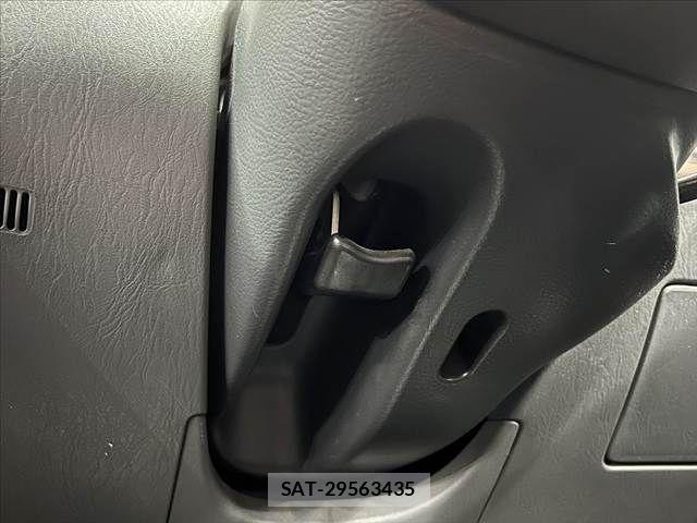 Toyota COROLLA SEDAN 2006-04 8879177-27