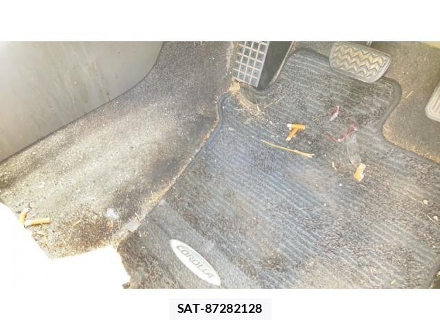 Toyota COROLLA SEDAN 2004-10 8438015-22