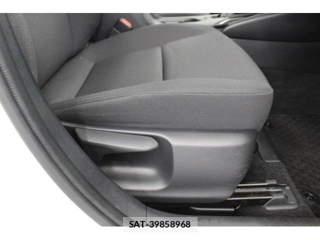 Toyota COROLLA SEDAN 2019-11 4039909-25