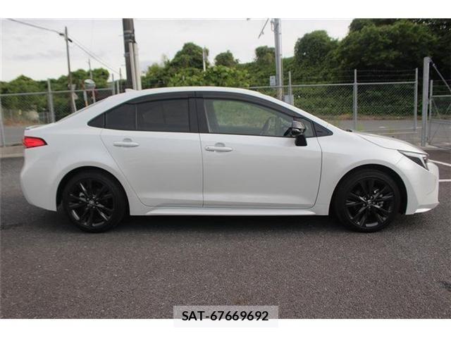 Toyota COROLLA SEDAN 2024-01 7057995-7