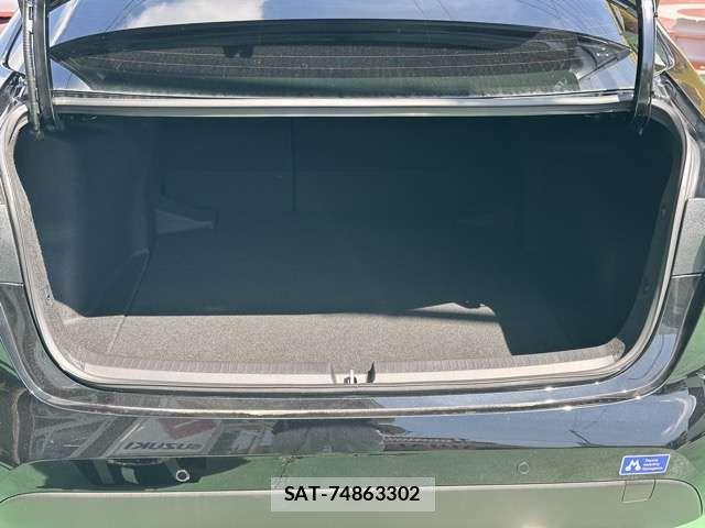 Toyota COROLLA SEDAN 2025-06 7057997-11