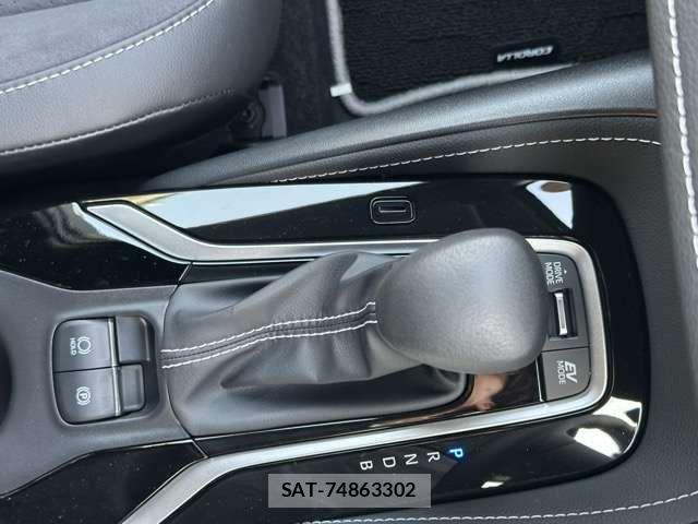 Toyota COROLLA SEDAN 2025-06 7057997-17