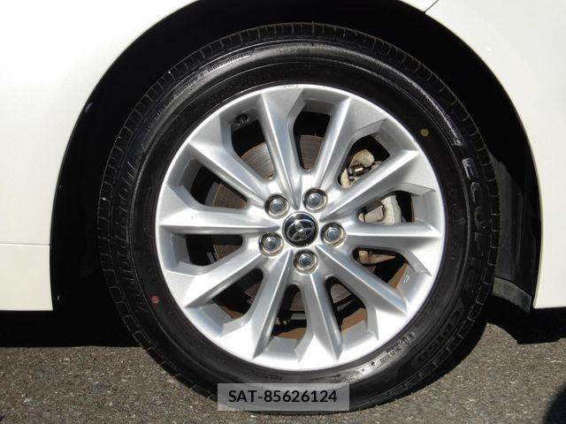 Toyota COROLLA SEDAN 2021-03 7216415-26