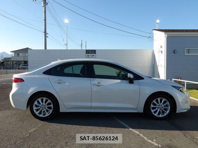 Toyota COROLLA SEDAN 2021-03 7216415-29