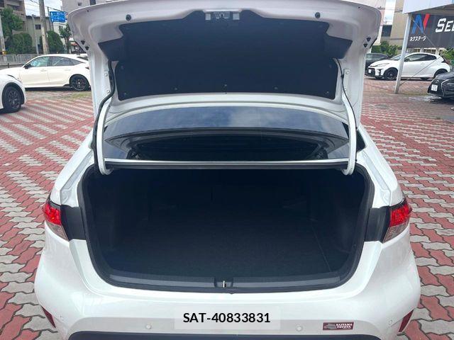 Toyota COROLLA SEDAN 2023-12 7357232-9