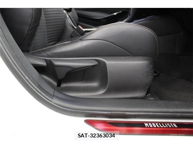Toyota COROLLA SEDAN 2019-12 7453592-27