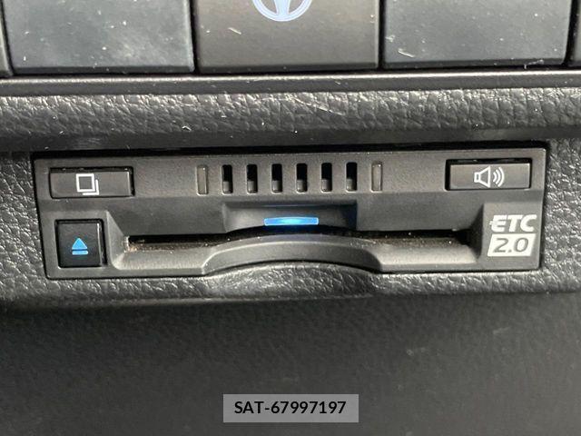 Toyota COROLLA SEDAN 2021-03 7508398-7