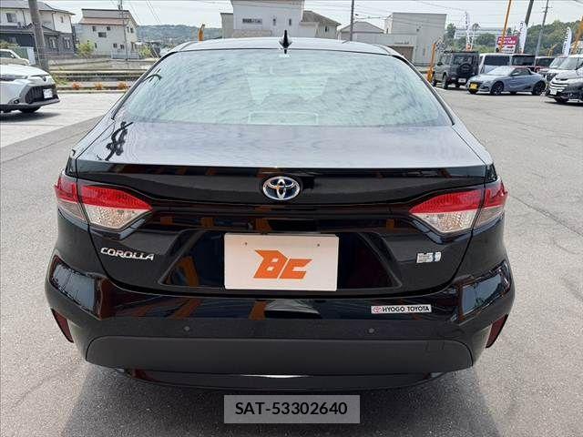 Toyota COROLLA SEDAN 2023-06 7499995-13