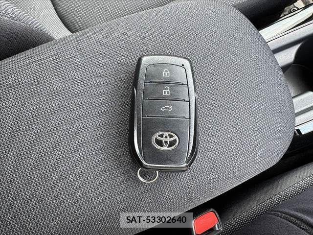 Toyota COROLLA SEDAN 2023-06 7499995-26