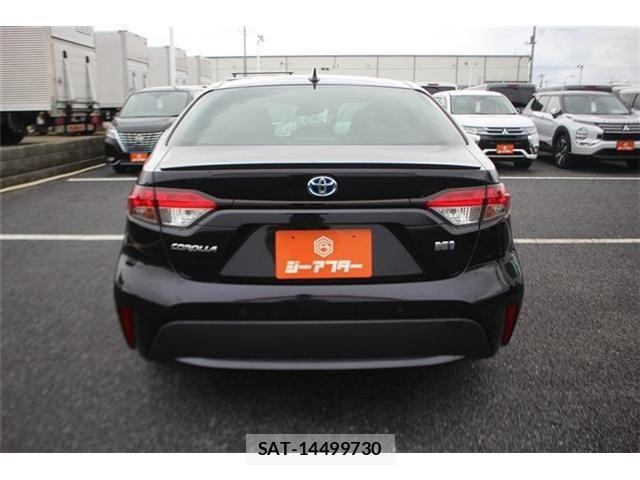 Toyota COROLLA SEDAN 2023-09 7722077-9