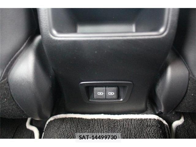 Toyota COROLLA SEDAN 2023-09 7722077-25