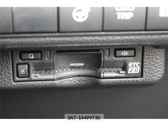 Toyota COROLLA SEDAN 2023-09 7722077-5