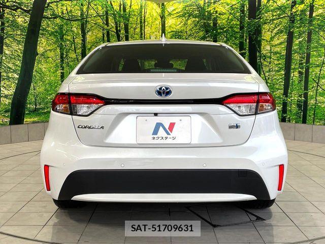 Toyota COROLLA SEDAN 2022-04 7961008-14