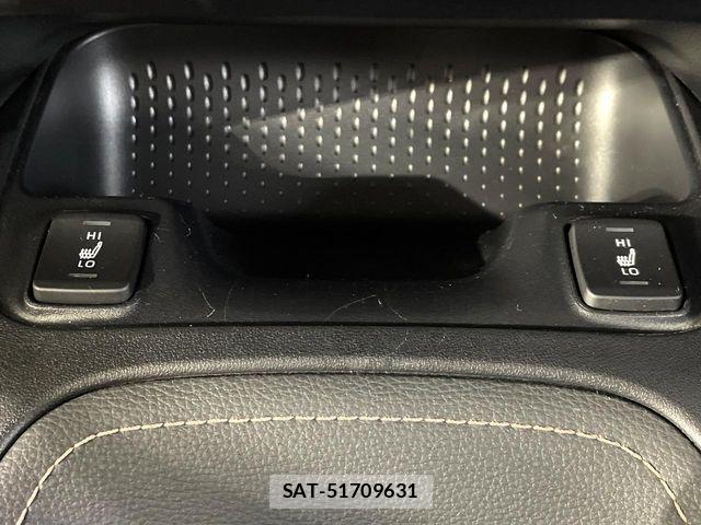 Toyota COROLLA SEDAN 2022-04 7961008-5