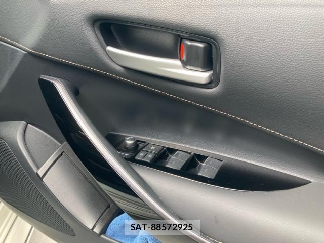 Toyota COROLLA SEDAN 2020-08 7978843-14
