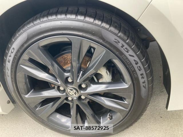 Toyota COROLLA SEDAN 2020-08 7978843-8