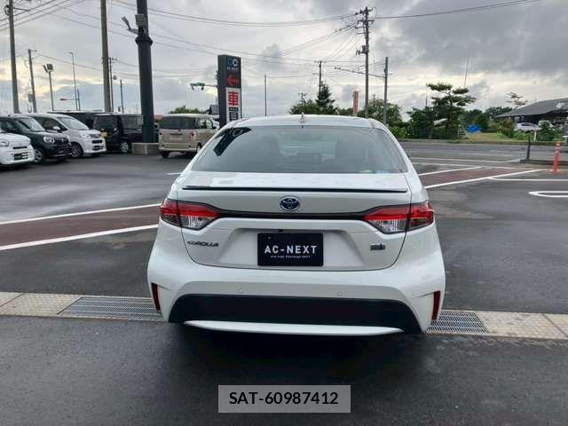 Toyota COROLLA SEDAN 2021-05 8034956-15