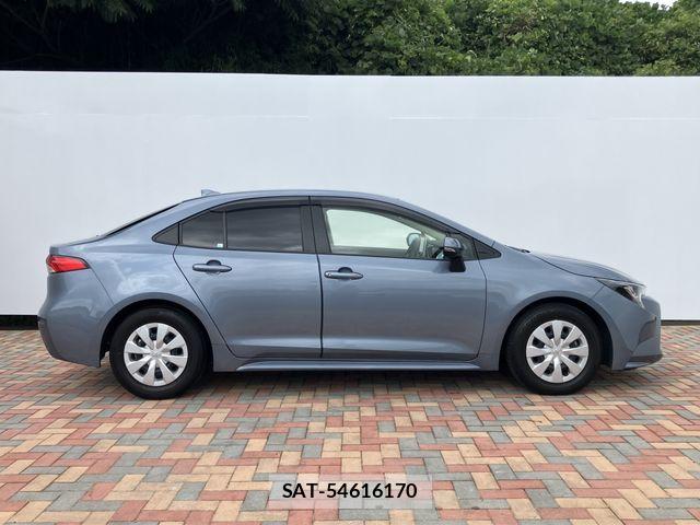 Toyota COROLLA SEDAN 2021-01 8206957-5