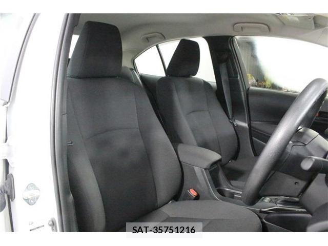 Toyota COROLLA SEDAN 2023-07 8411738-24