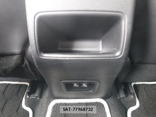 Toyota COROLLA SEDAN 2021-03 8524134-24