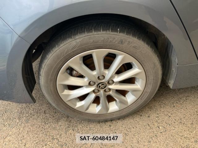 Toyota COROLLA SEDAN 2019-11 8626226-3