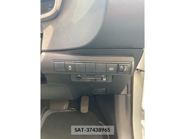 Toyota COROLLA SEDAN 2020-10 8658510-13