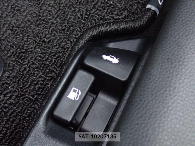 Toyota COROLLA SEDAN 2024-08 8795561-13