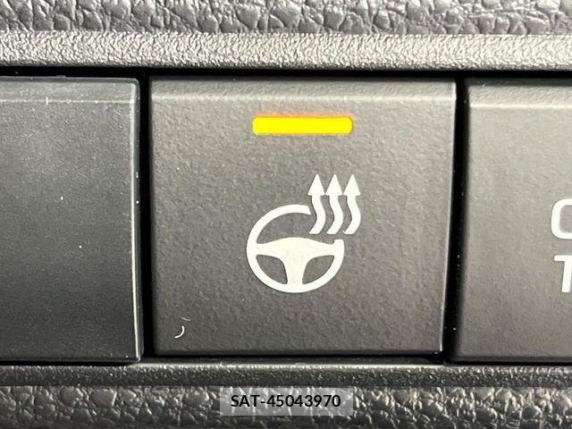 Toyota COROLLA SEDAN 2023-04 8870678-7