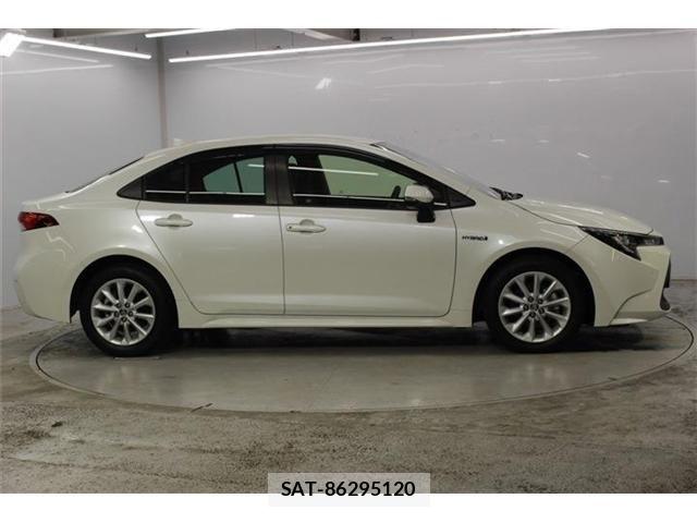 Toyota COROLLA SEDAN 2020-09 8883441-3