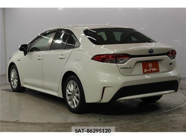 Toyota COROLLA SEDAN 2020-09 8883441-6