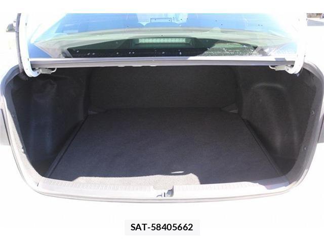 Toyota COROLLA SEDAN 2024-03 8883440-26