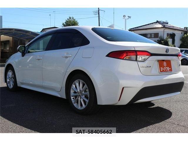 Toyota COROLLA SEDAN 2024-03 8883440-6