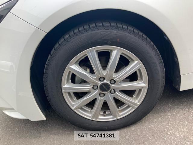 Toyota COROLLA SEDAN 2019-10 6010380-7